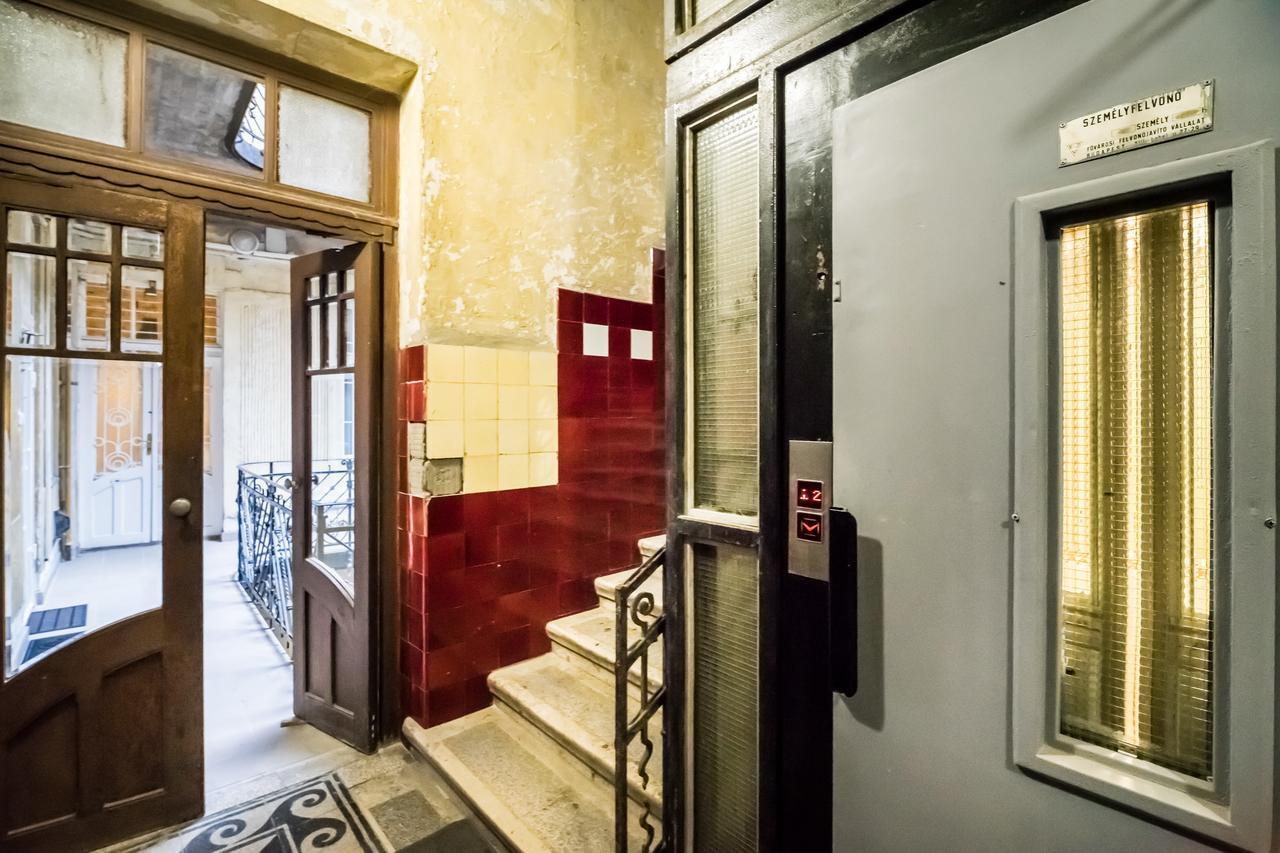 Apartment Bpr Whistle Arts Industrial
