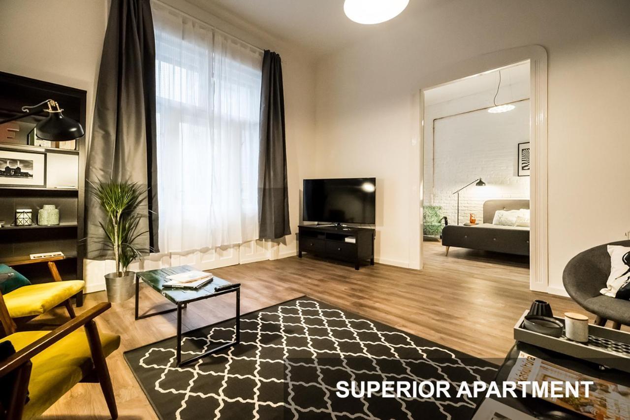 Bpr Whistle Arts Industrial Apartman