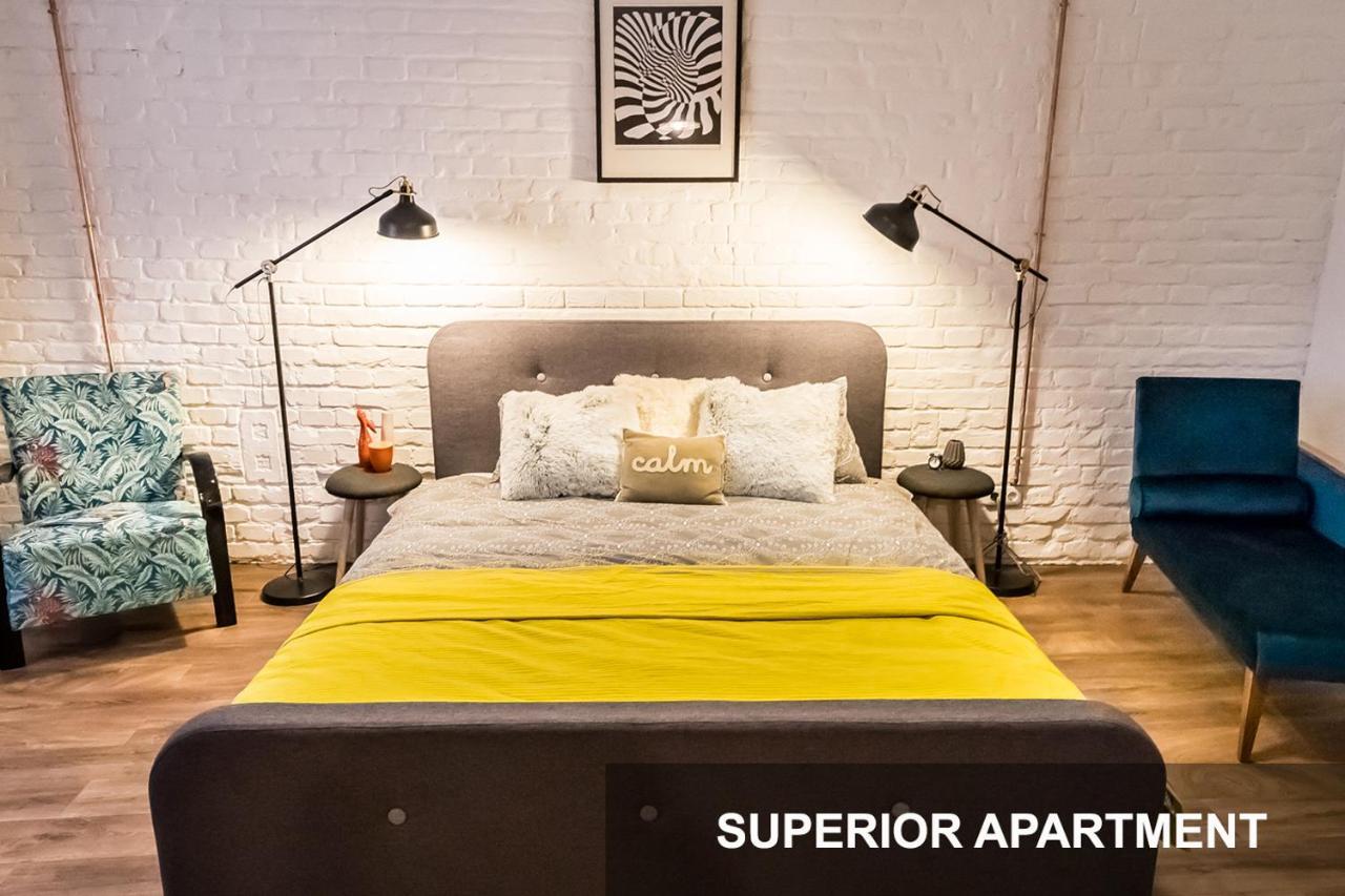 Bpr Whistle Arts Industrial Apartman