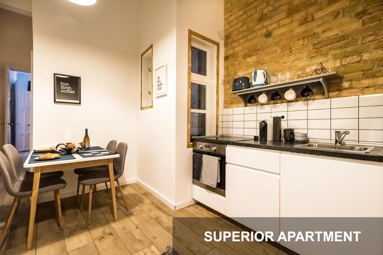 Bpr Whistle Arts Industrial Apartman